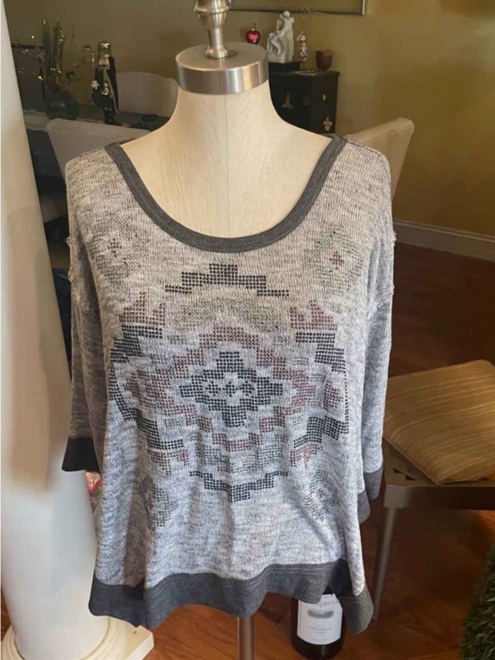 Miss Me Woman’s Sm Grey Embellished Aztec Sweatshirt Sheer Back Like New